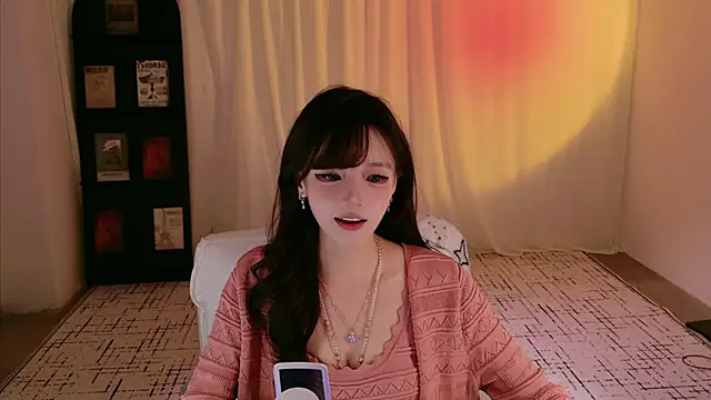 Snapshot of Akiko030 chatting on August 4, 2026, 8:41 am Akiko030 online show from August 4, 2026, 8:41 am
