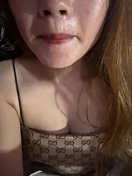 Snapshot of Thaolinh_bb chatting on July 22, 2026, 6:32 pm Thaolinh bb online show from July 22, 2026, 6:32 pm