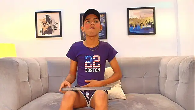 LOVELY LEGANDS online show from July 23, 2026, 1:30 pm
