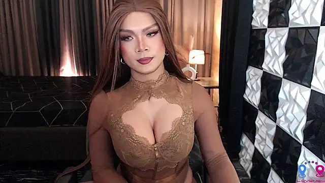 Snapshot of BigCockJewel chatting on October 11, 2025, 3:24 pm BigCockJewel online show from October 11, 2025, 3:24 pm