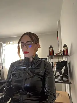 valery mistress online show from August 3, 2026, 3:40 pm