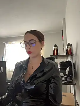 valery mistress online show from July 23, 2026, 6:37 pm