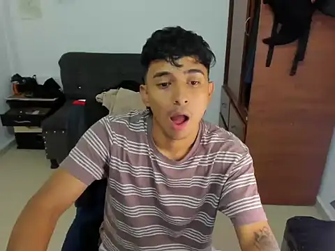 Snapshot of noah_millers_ chatting on July 29, 2026, 6:18 pm noah millers online show from July 29, 2026, 6:18 pm