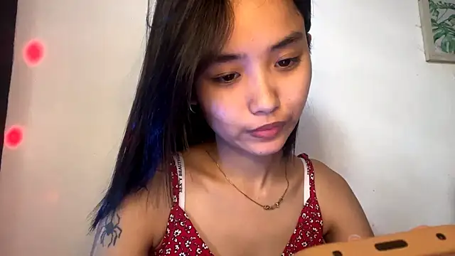 Snapshot of TuTortoriello chatting on July 27, 2026, 9:05 am TuTortoriello online show from July 27, 2026, 9:05 am