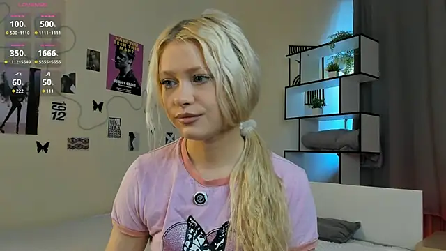 Willow Fang online show from July 31, 2026, 5:18 am