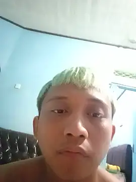 migiyy online show from July 25, 2026, 3:29 pm