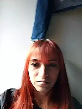 jessierocketx online show from February 4, 2026, 3:29 pm