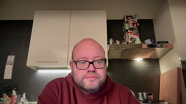 theitalianbear online show from February 19, 2025, 4:55 pm