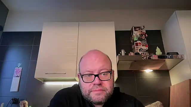 Snapshot of theitalianbear chatting on April 6, 2026, 4:46 am theitalianbear online show from April 6, 2026, 4:46 am