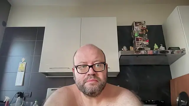 theitalianbear online show from June 13, 2026, 5:38 am