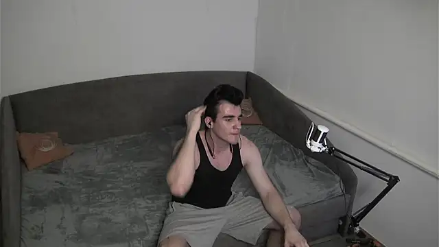 Snapshot of Extazius chatting on July 31, 2026, 2:37 pm Extazius online show from July 31, 2026, 2:37 pm