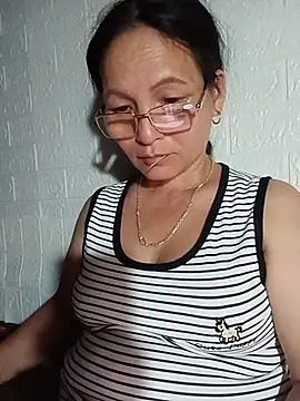 Snapshot of Play-fun chatting on July 28, 2026, 2:19 am Play-fun online show from July 28, 2026, 2:19 am