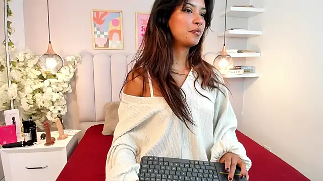 Snapshot of alessia__noir_ chatting on July 27, 2026, 9:22 pm alessia noir online show from July 27, 2026, 9:22 pm