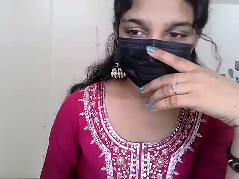 TANNU SONI  online show from August 3, 2026, 6:43 am