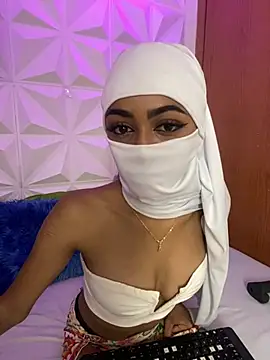 Snapshot of yasmin_moham chatting on July 29, 2026, 7:35 pm yasmin moham online show from July 29, 2026, 7:35 pm