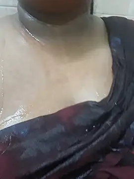 Snapshot of tamilfathima chatting on August 2, 2026, 3:10 pm tamilfathima online show from August 2, 2026, 3:10 pm