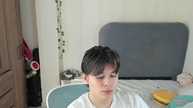 Snapshot of Felixxsexx chatting on July 31, 2026, 7:11 pm Felixxsexx online show from July 31, 2026, 7:11 pm