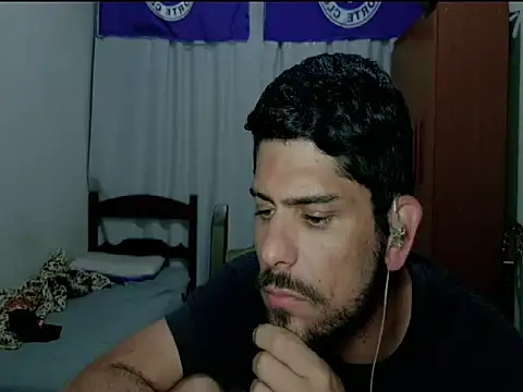 Snapshot of BRUNINHOALMEIDA17 chatting on July 30, 2026, 7:07 am BRUNINHOALMEIDA17 online show from July 30, 2026, 7:07 am