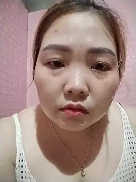 Snapshot of Tindraa1 chatting on August 1, 2026, 11:52 am Tindraa1 online show from August 1, 2026, 11:52 am
