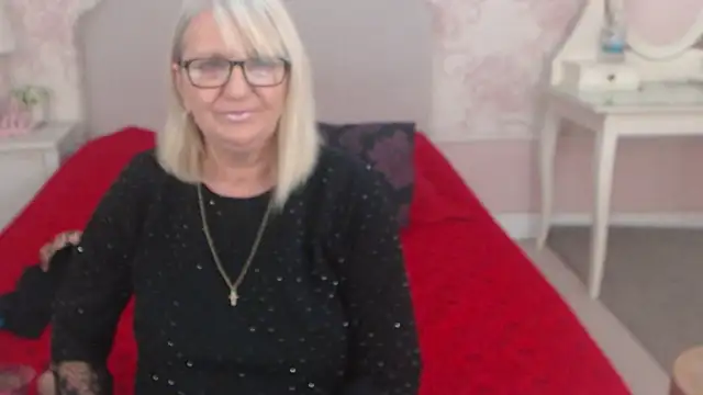 Snapshot of LadyAlana chatting on June 11, 2026, 9:56 pm LadyAlana online show from June 11, 2026, 9:56 pm