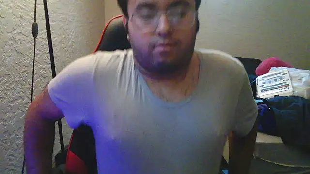 Gaybro6969 online show from August 5, 2026, 6:13 pm
