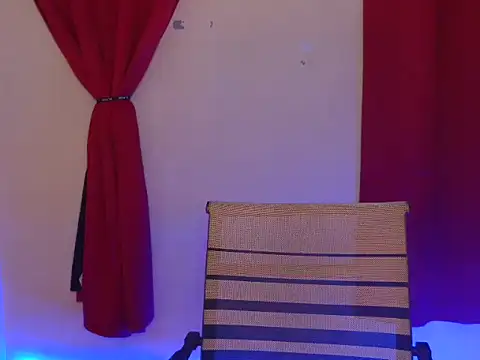 Snapshot of mike_jm chatting on November 25, 2025, 9:09 am mike jm online show from November 25, 2025, 9:09 am