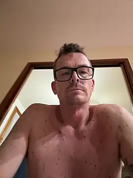 Vale Fra online show from August 7, 2026, 1:44 am