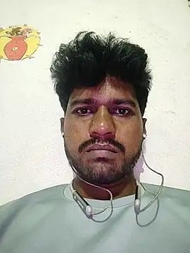 Snapshot of Raakkesh chatting on August 2, 2026, 5:21 pm Raakkesh online show from August 2, 2026, 5:21 pm