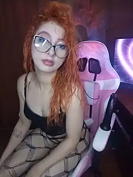 Snapshot of Ambar_Rous77 chatting on August 5, 2026, 11:43 pm Ambar Rous77 online show from August 5, 2026, 11:43 pm