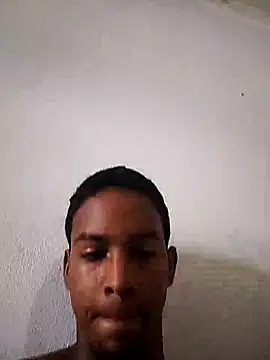 Snapshot of novinnho08 chatting on August 3, 2026, 3:18 pm novinnho08 online show from August 3, 2026, 3:18 pm