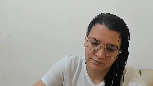 MARILYN GARCIA online show from January 11, 2026, 4:14 pm