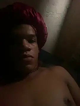 Snapshot of valennfuego chatting on August 4, 2026, 7:29 pm valennfuego online show from August 4, 2026, 7:29 pm