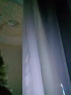 Snapshot of Ionelaxxx chatting on August 5, 2026, 8:58 pm Ionelaxxx online show from August 5, 2026, 8:58 pm