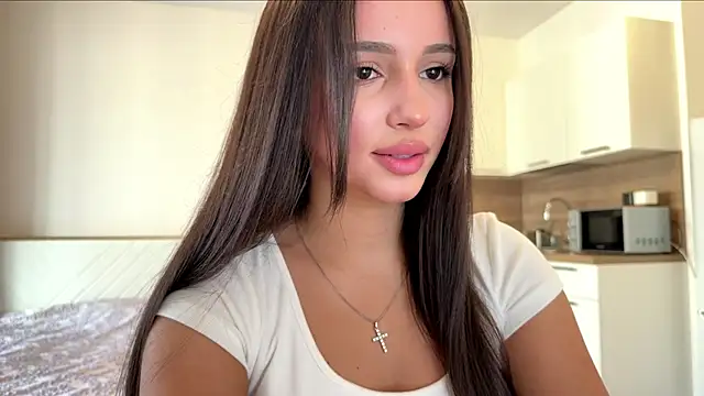 Snapshot of lilmiabae chatting on August 9, 2026, 4:02 pm lilmiabae online show from August 9, 2026, 4:02 pm