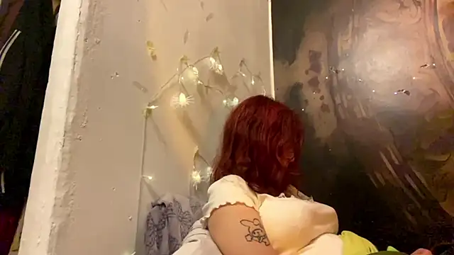 hypercutee online show from August 6, 2026, 8:15 pm
