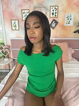 NoirBelleXXX online show from August 8, 2026, 10:50 pm