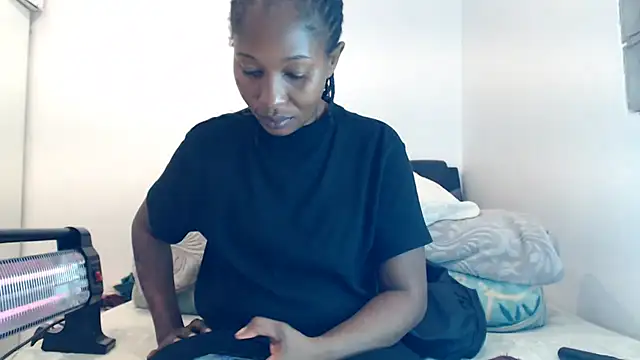 Snapshot of leanna23 chatting on July 10, 2026, 5:35 pm leanna23 online show from July 10, 2026, 5:35 pm