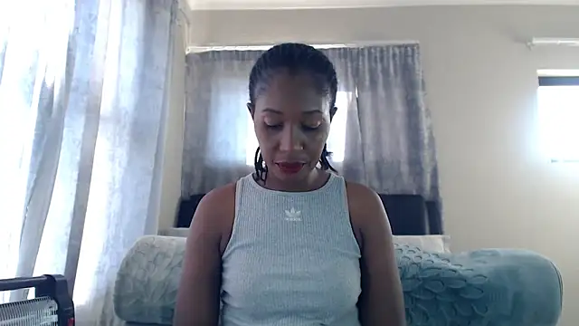 Snapshot of leanna23 chatting on May 31, 2026, 6:19 am leanna23 online show from May 31, 2026, 6:19 am