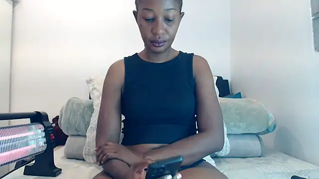 Snapshot of leanna23 chatting on June 10, 2026, 1:29 am leanna23 online show from June 10, 2026, 1:29 am