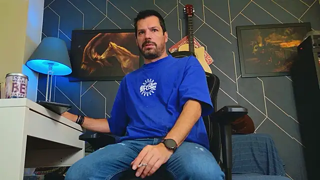 Snapshot of ChrisKox chatting on October 8, 2025, 5:20 am ChrisKox online show from October 8, 2025, 5:20 am