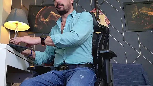 Snapshot of ChrisKox chatting on November 9, 2025, 7:51 pm ChrisKox online show from November 9, 2025, 7:51 pm