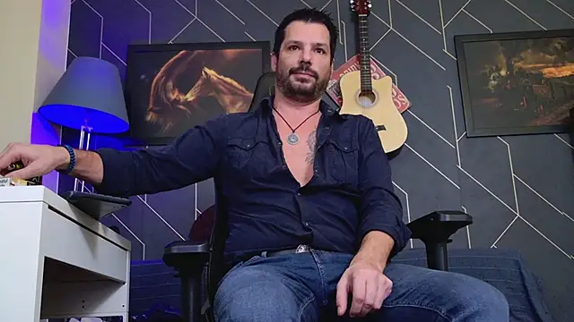 Snapshot of ChrisKox chatting on November 21, 2025, 6:07 pm ChrisKox online show from November 21, 2025, 6:07 pm