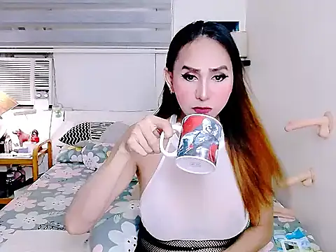 BeautifullLust online show from June 25, 2026, 1:16 pm