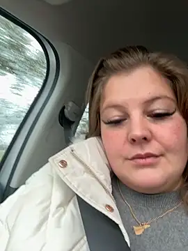 BootyLola online show from November 28, 2025, 8:36 am