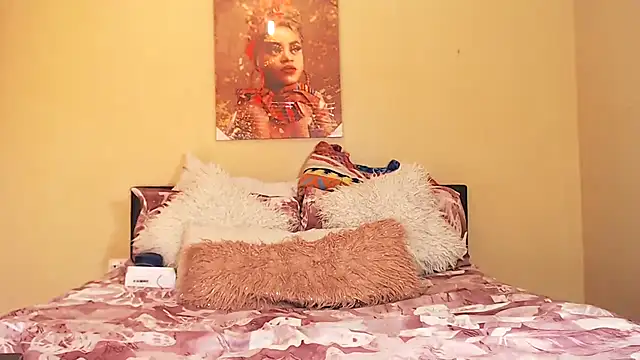 Snapshot of xxcougarfunxx chatting on November 5, 2025, 6:05 am xxcougarfunxx online show from November 5, 2025, 6:05 am