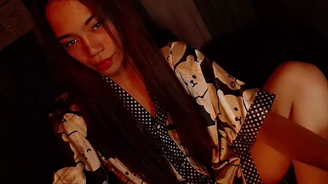 FlexibleYassi online show from December 5, 2025, 9:30 am