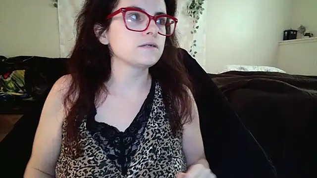 Snapshot of JessaBella chatting on October 28, 2025, 3:22 pm JessaBella online show from October 28, 2025, 3:22 pm