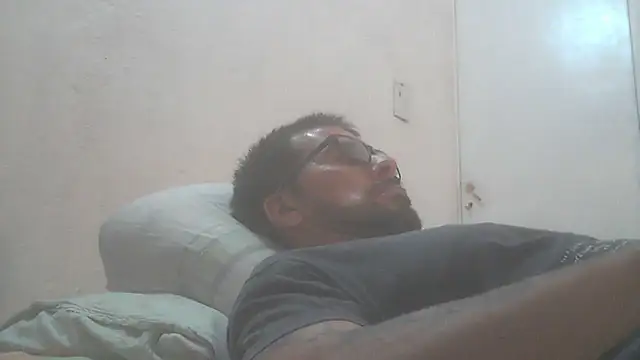 Snapshot of el_principe_hot chatting on December 3, 2025, 4:46 am el principe hot online show from December 3, 2025, 4:46 am