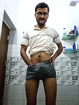 Snapshot of krishna8035 chatting on November 30, 2025, 11:00 am krishna8035 online show from November 30, 2025, 11:00 am