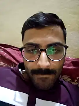 krishna8035 online show from December 16, 2024, 1:54 pm